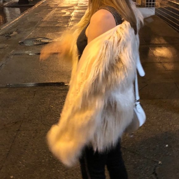 FUR! Blush Pink Faux Fur Jacket - Size Medium - Picture 11 of 11